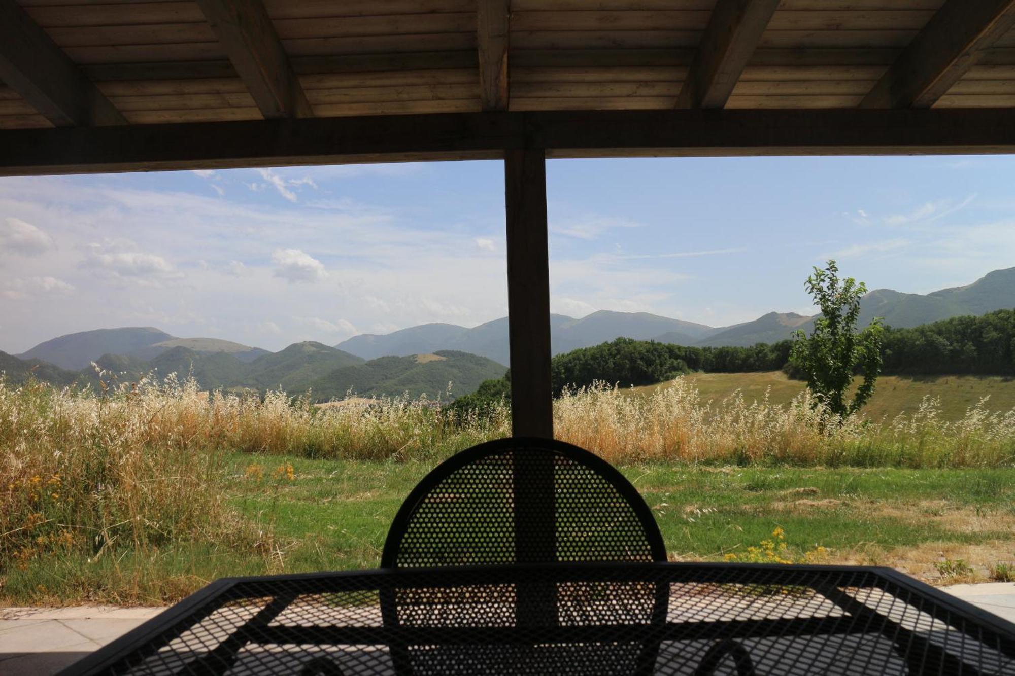 Villa Antica Dimora Italiana Fabriano Esterno foto